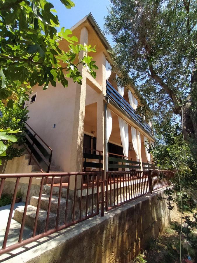 Apartment Savic Starigrad Paklenica Exterior photo