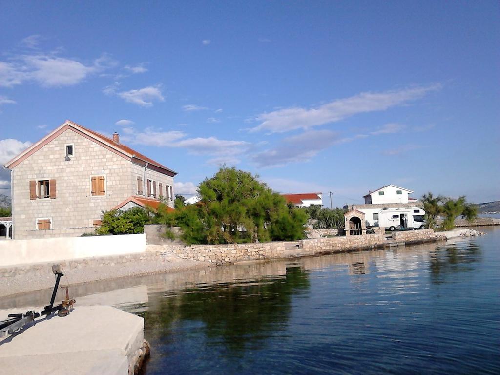 Apartment Savic Starigrad Paklenica Exterior photo